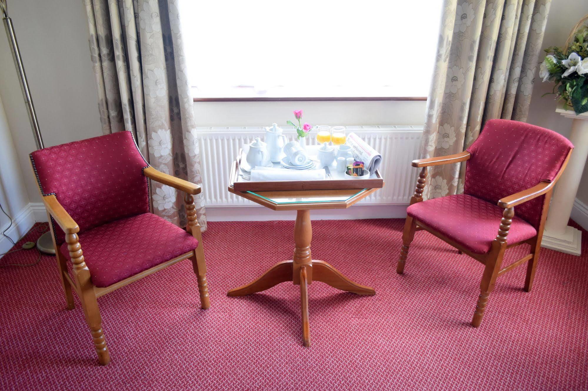 Rhu Glenn Hotel Вотафорд Экстерьер фото